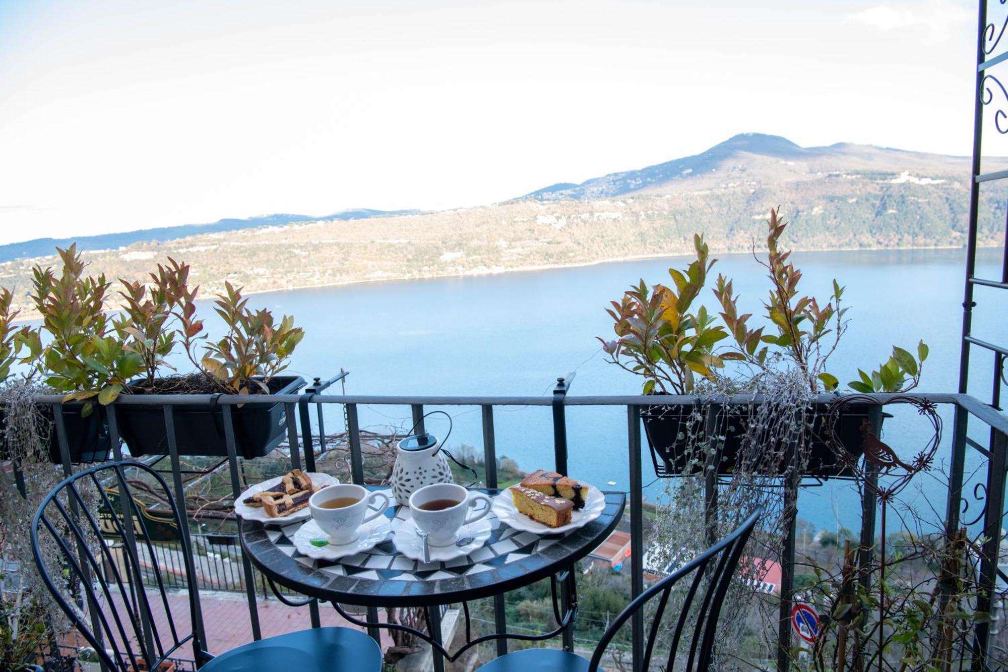 B&B Carpe Diem Vista Lago Castel Gandolfo Extérieur photo